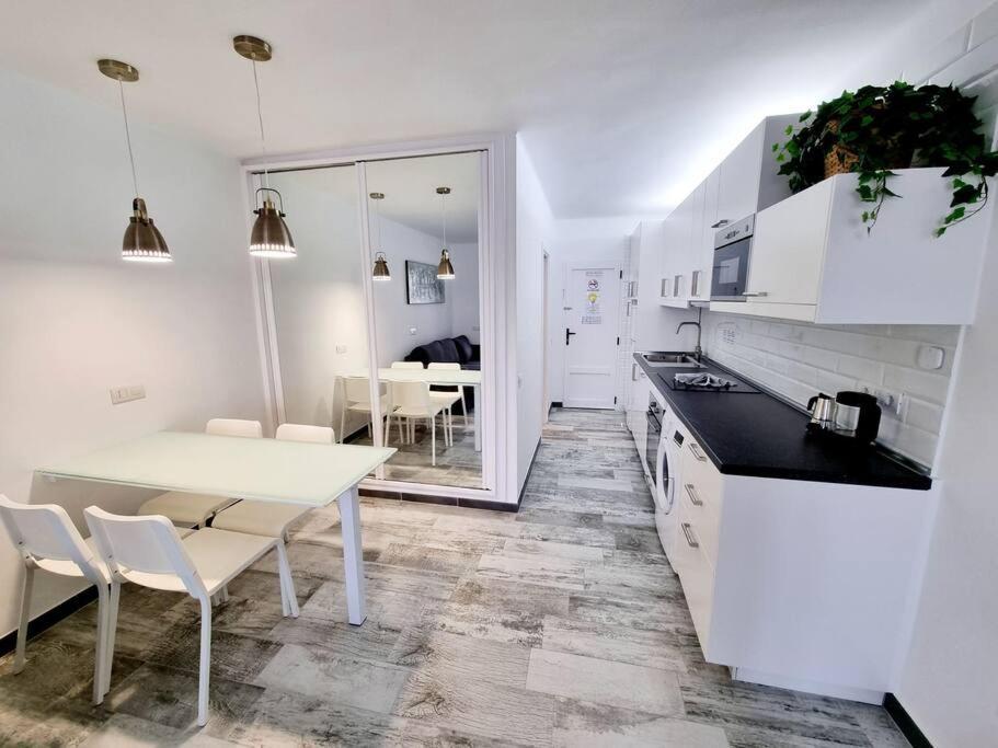 Apartamento Smeraldo 11 Playa Roca Коста-Тегісе Екстер'єр фото